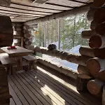 Saga, A Recently Renovated Log In Levi Apartman